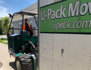 Unloading U-Pack ReloCube