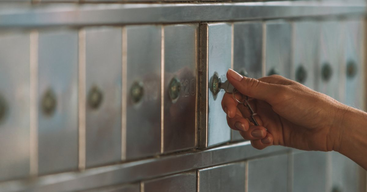 How to Get a PO Box When You Move